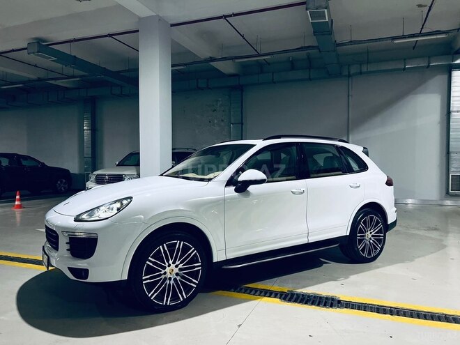 Porsche Cayenne-5