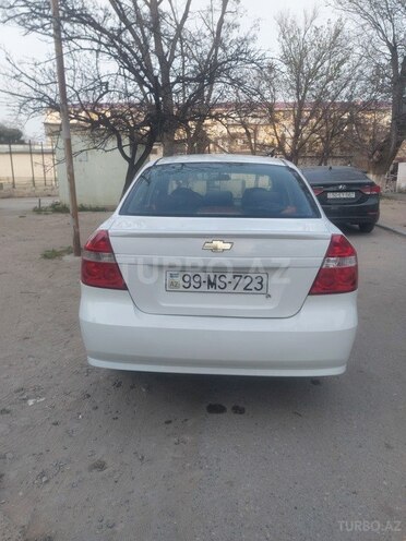 Chevrolet Aveo-2
