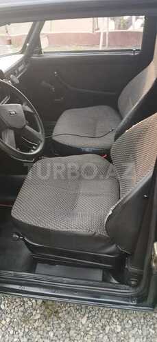 LADA (VAZ) 2107-2