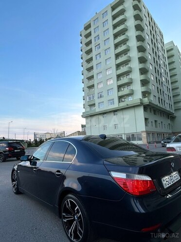 BMW 520-8