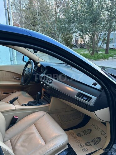 BMW 520-21