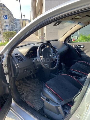 Renault Megane-6