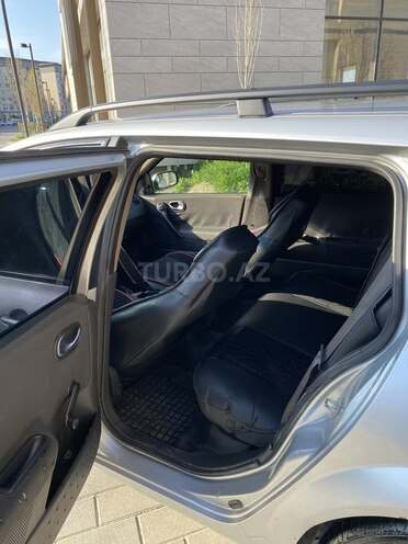 Renault Megane-9