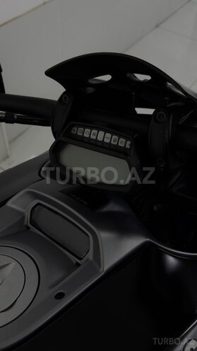 Ducati Diavel-9