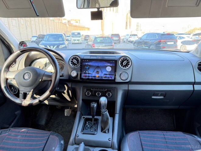 Volkswagen Amarok-11