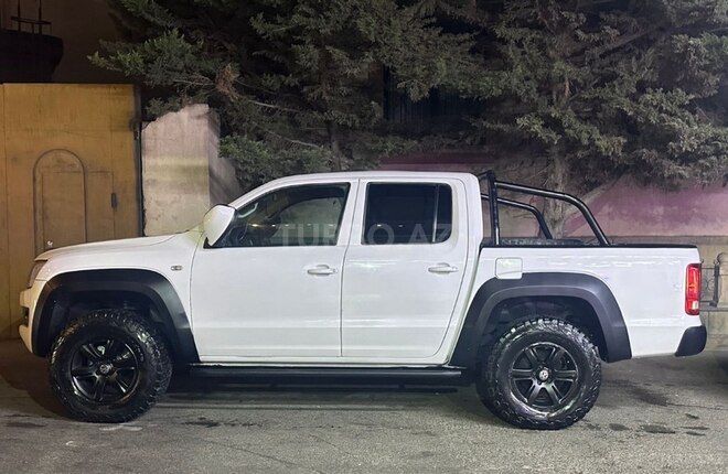 Volkswagen Amarok-8