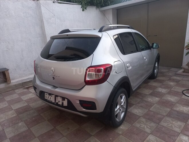 Renault Sandero Stepway-3