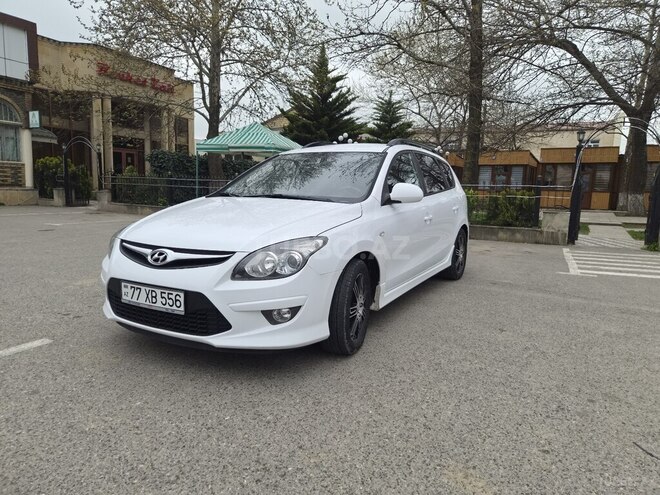Hyundai i30-2