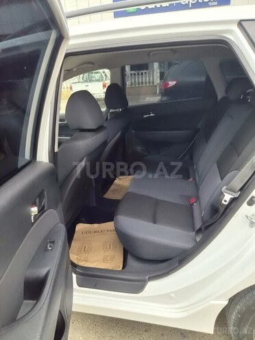 Hyundai i30-11