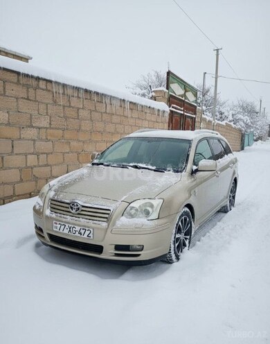 Toyota Avensis-12