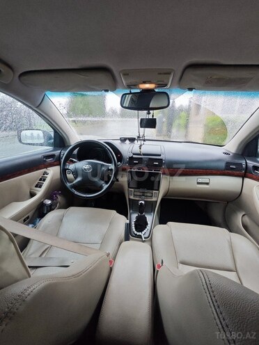 Toyota Avensis-4