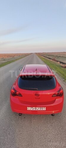 Opel Astra-11