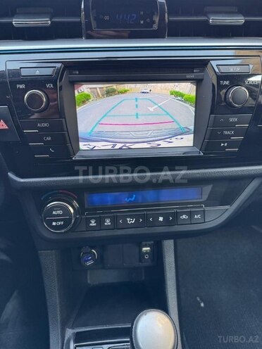Toyota Corolla-10