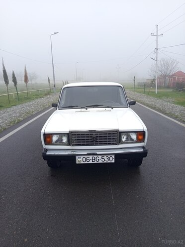 LADA (VAZ) 2107-1