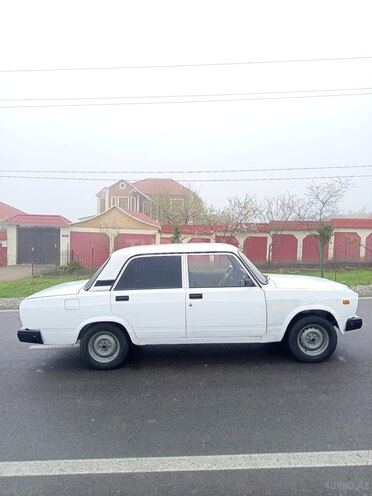 LADA (VAZ) 2107-4