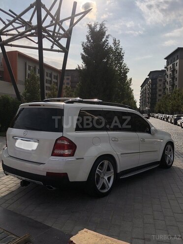 Mercedes GL 450 4MATIC-3