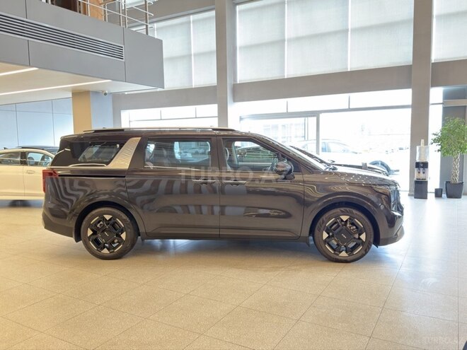Kia Carnival-8