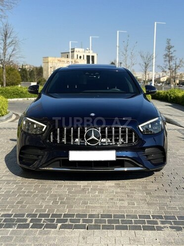 Mercedes E 300-1