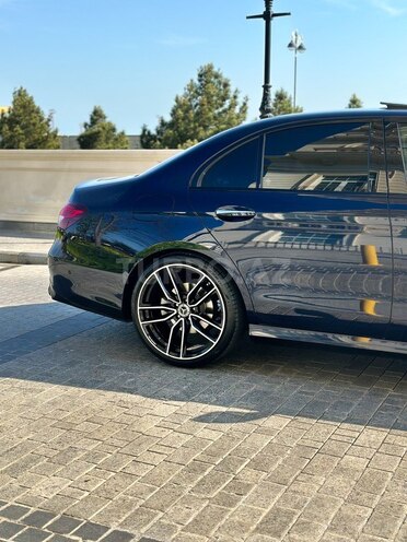 Mercedes E 300-8