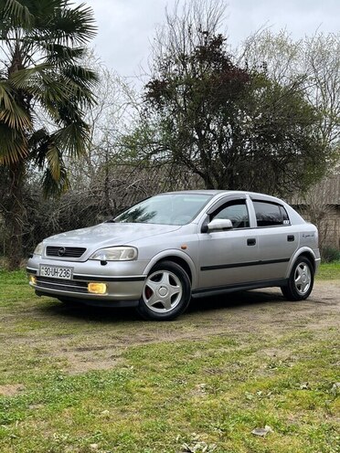Opel Astra-3