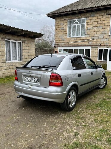 Opel Astra-6