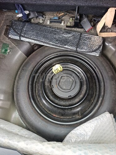 Nissan Juke 2012, 331,000 km - 1.6 л - Bakı