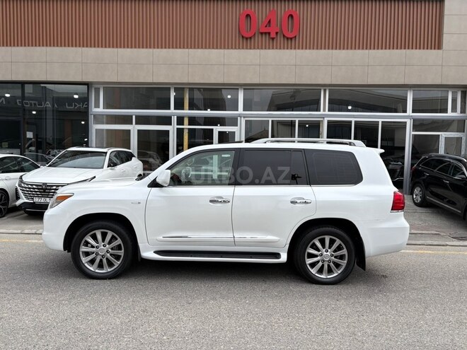 Lexus LX 570-3