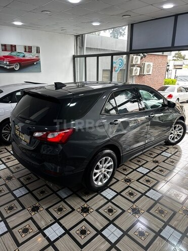 Chevrolet Equinox-5