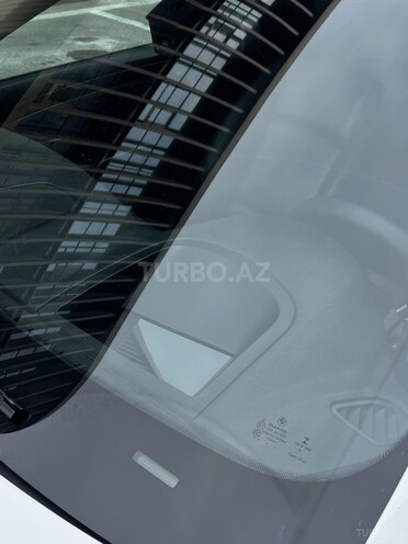 BMW 528-9