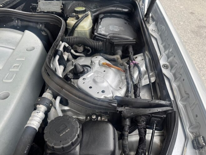 Mercedes E 220 2002, 450,123 km - 2.2 л - Bakı