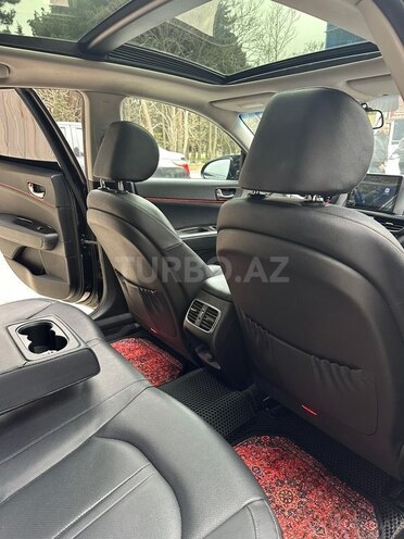 Kia K5-14