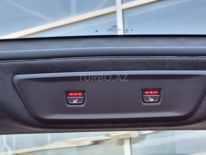 BMW X7-37