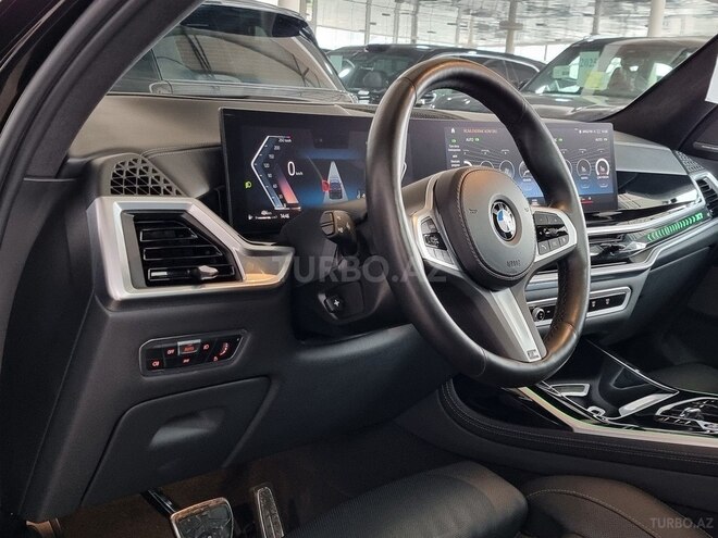 BMW X7-25