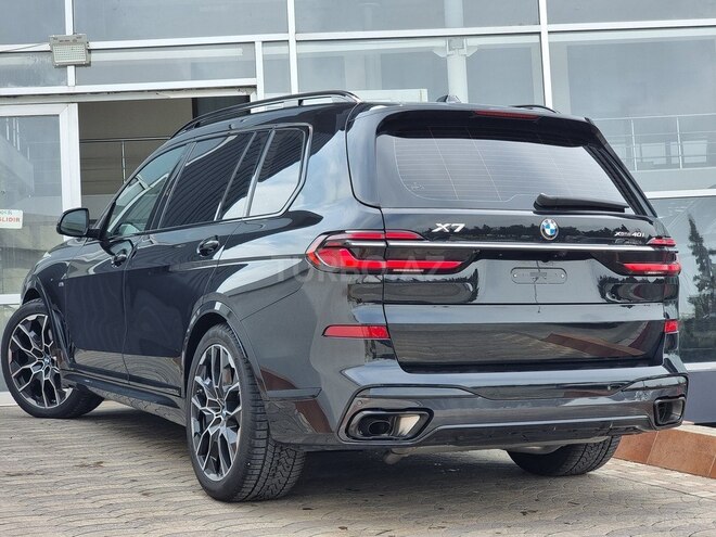 BMW X7-12