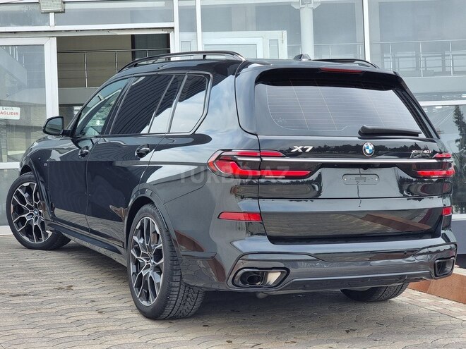BMW X7-11