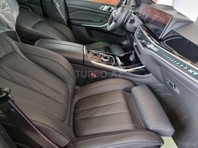 BMW X7-26