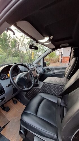 Mercedes  2010, 400,000 km - 2.1 l - Astara