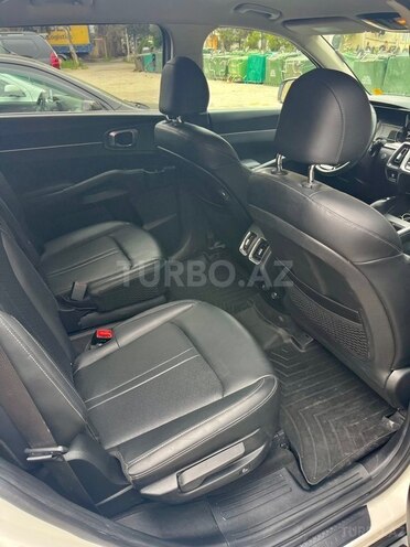 Kia Sorento-18