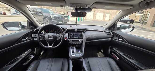 Honda Insight-7