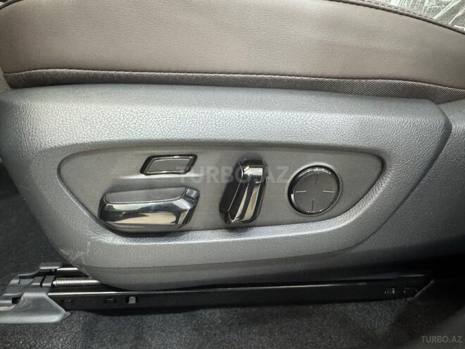 Lexus RX 350h-12