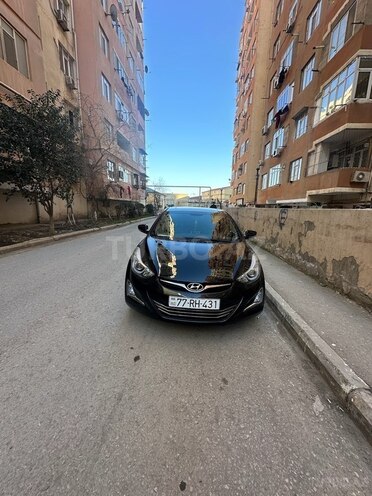 Hyundai Elantra-7