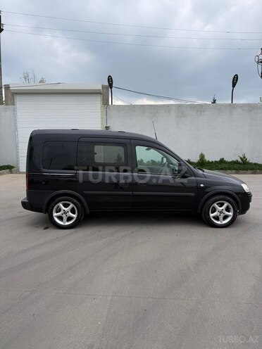 Opel Combo-4