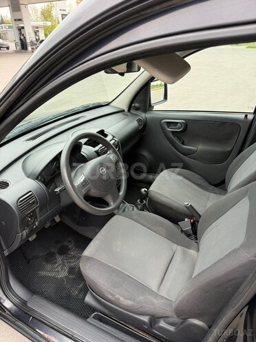 Opel Combo-10
