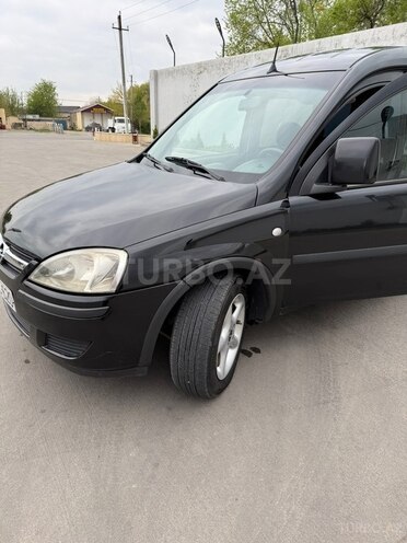 Opel Combo-14