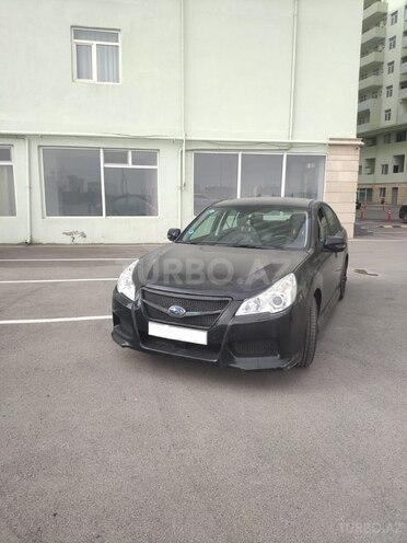 Subaru Legacy-1