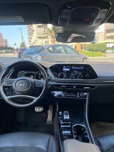 Hyundai Sonata-8