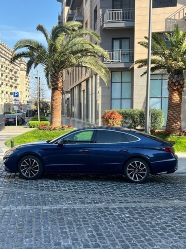 Hyundai Sonata-16