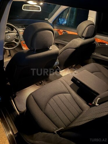 Mercedes E 220-8