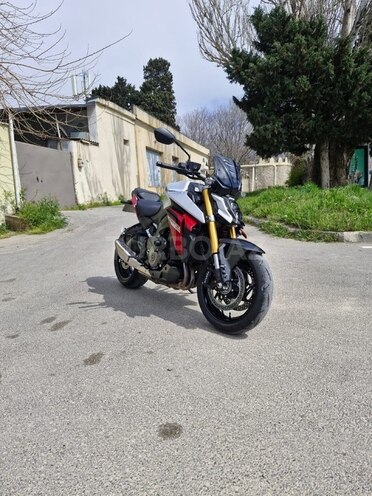 Suzuki GSX-S1000-4