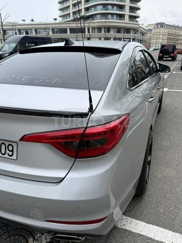 Hyundai Sonata-7